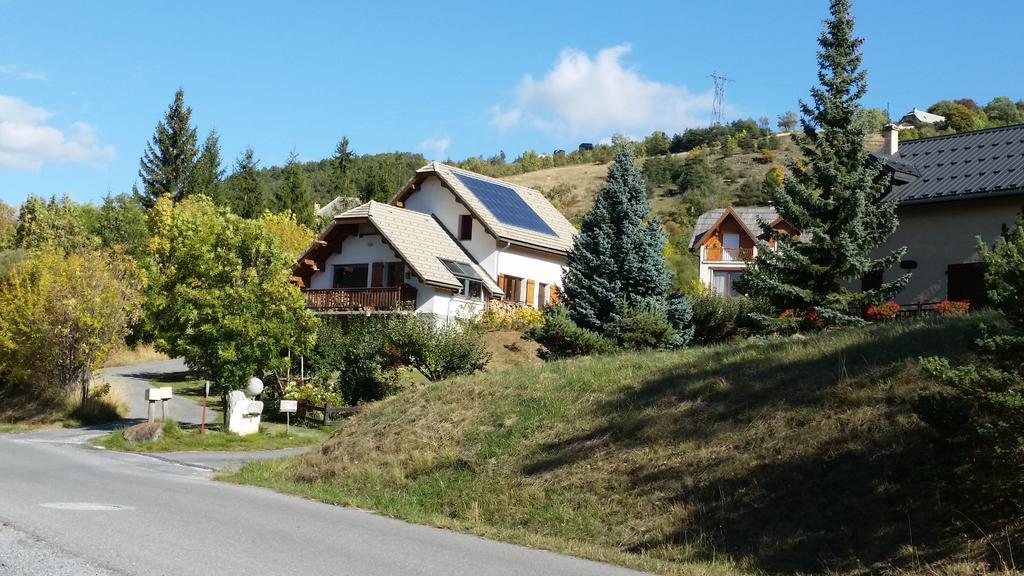 Studio Barcelonnette Ubaye, Provence Enchastrayes エクステリア 写真