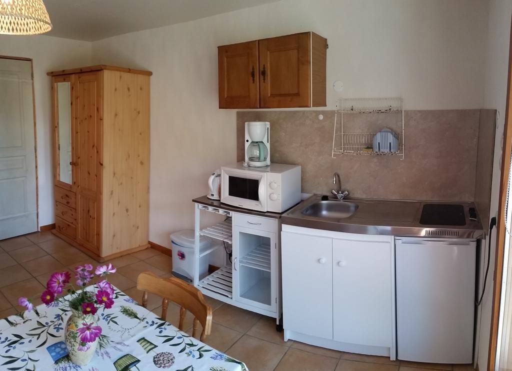 Studio Barcelonnette Ubaye, Provence Enchastrayes エクステリア 写真