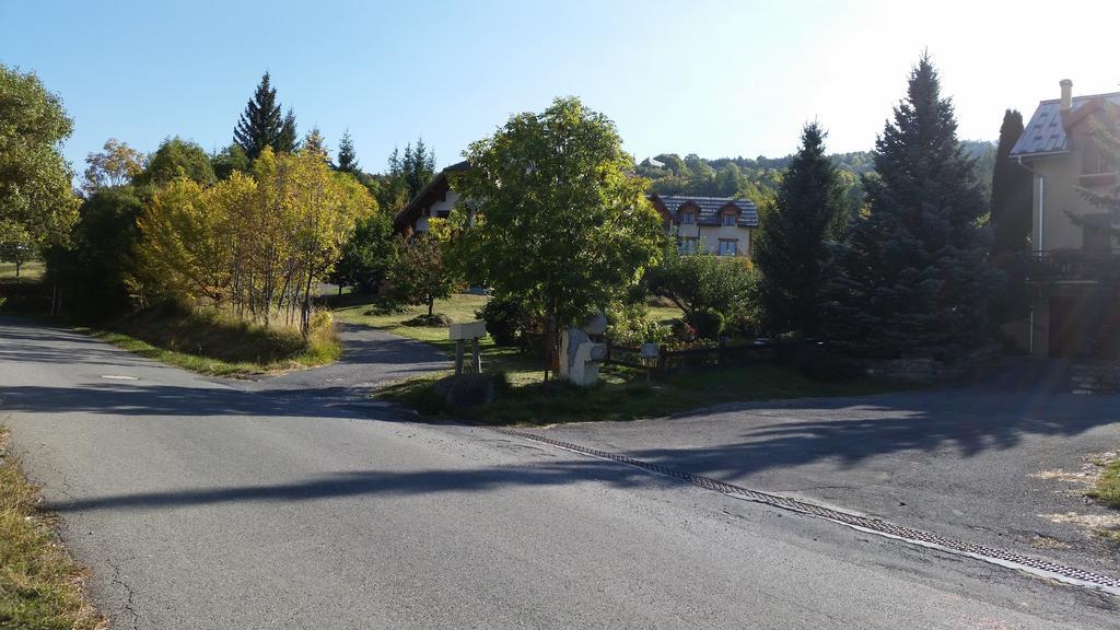 Studio Barcelonnette Ubaye, Provence Enchastrayes エクステリア 写真