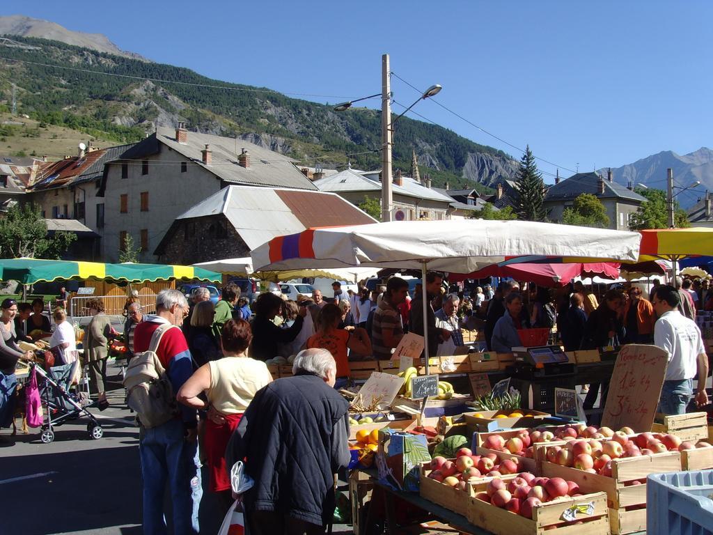 Studio Barcelonnette Ubaye, Provence Enchastrayes エクステリア 写真