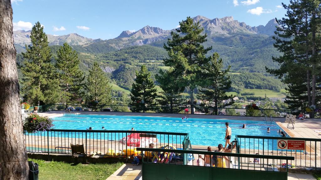 Studio Barcelonnette Ubaye, Provence Enchastrayes エクステリア 写真