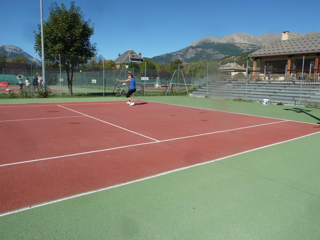 Studio Barcelonnette Ubaye, Provence Enchastrayes エクステリア 写真